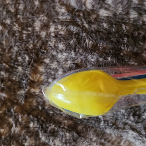 Colorful forks and spoons - Picture 3 of 3